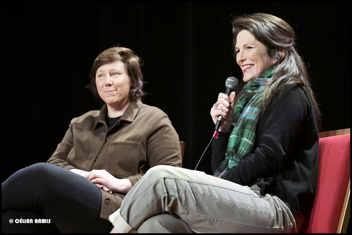 A gauche, Marine Turchi, et à droite, Anne Bouillon
